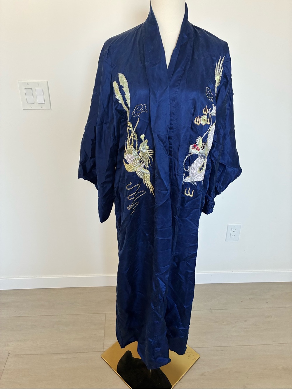 Vintage Hua Lin Navy Silk Embroidered Dragon Kimono Robe